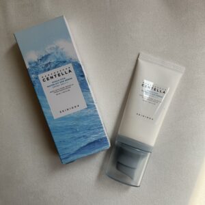 ضدآفتاب سنتلاHyalu-Cica water Fit San Serum SPF50